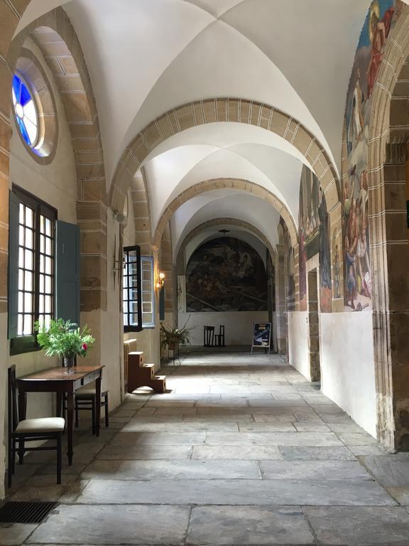 San Nicolas El Real Villafranca Del Bierzo Exterior photo